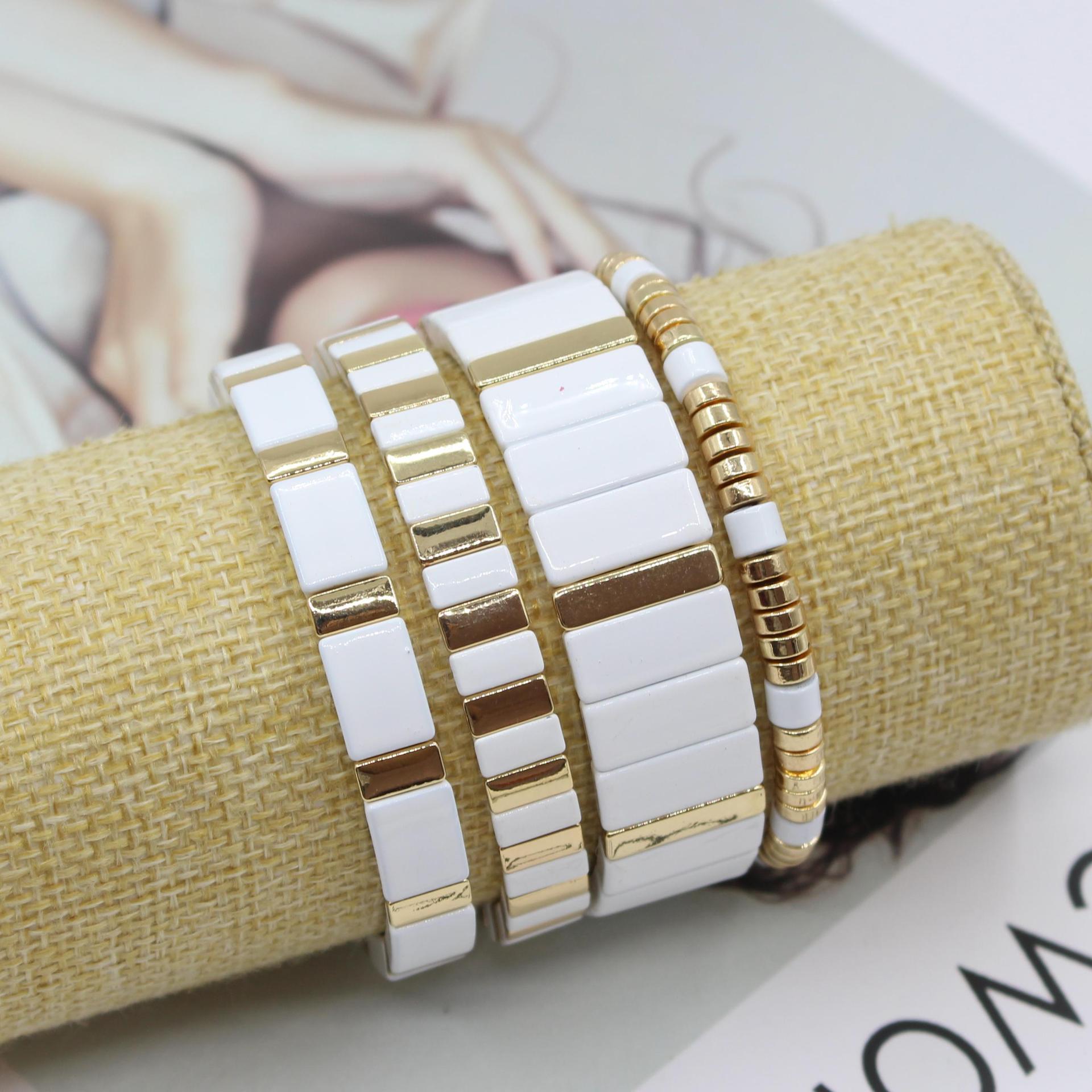 Bohemian Enamel White Cold Win - Ceramic Link Bracelet recension och pris